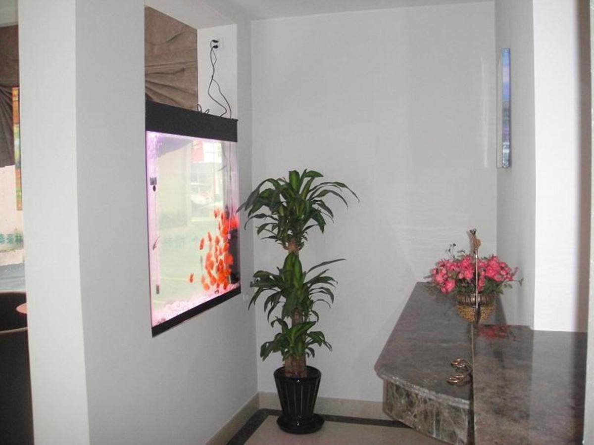 Greentree Inn Shanghai Expo Site South Yanggao Road Subway Station Express Hotel Екстер'єр фото